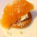 清見オレンジとパルメザンのヨーグルトカナッペ
